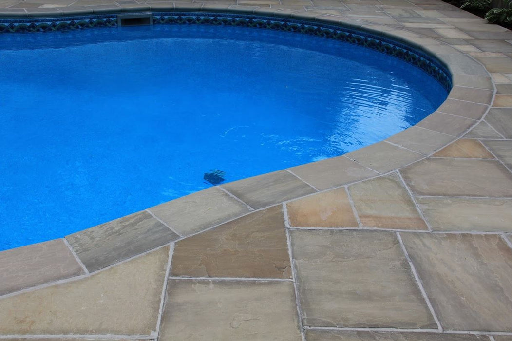 Banas Stones® Bullnose Rebated Coping - Fossil