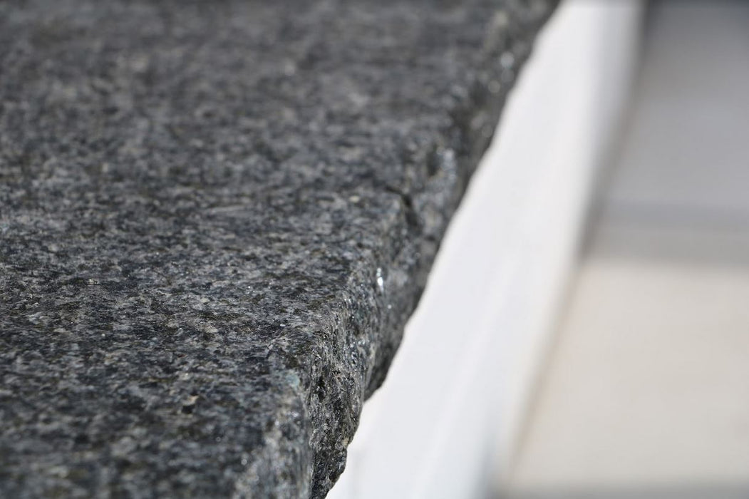 Banas Stones® Rockfaced Coping - Black Pearl