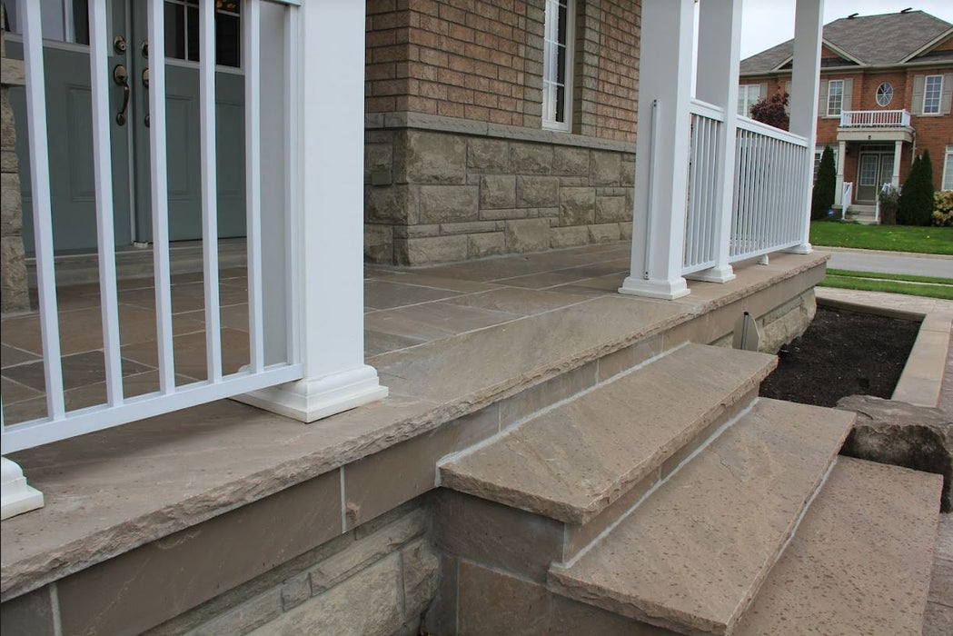 Banas Stones® Rockfaced Coping - Brown