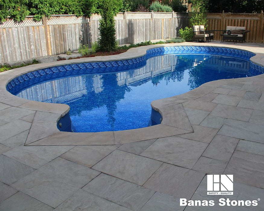 Banas Stones® Rockfaced Coping - Flint