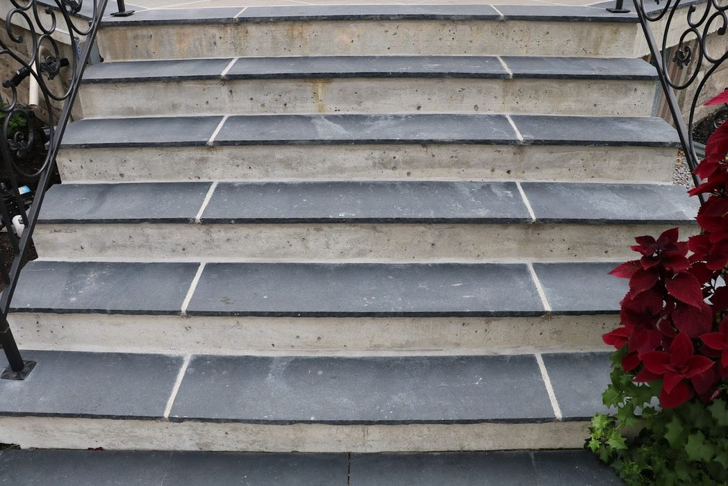Banas Stones® Rockfaced Coping - Kota Black
