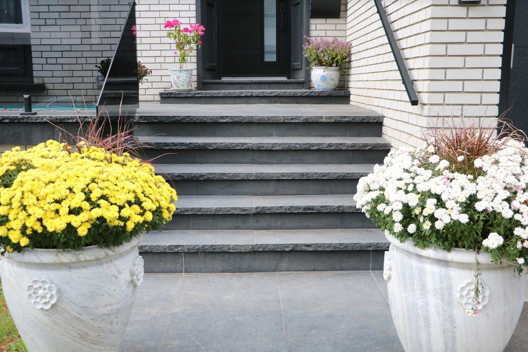 Banas Stones® Rockfaced Coping - Kota Black