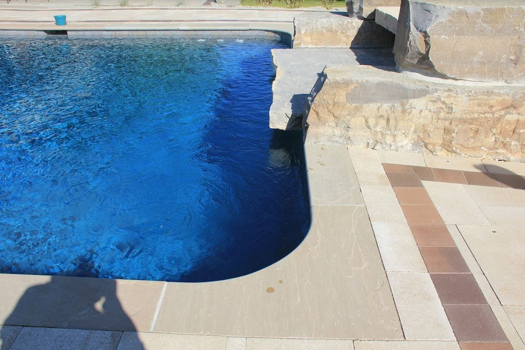 Banas Stones® Bullnose Coping - Lavender