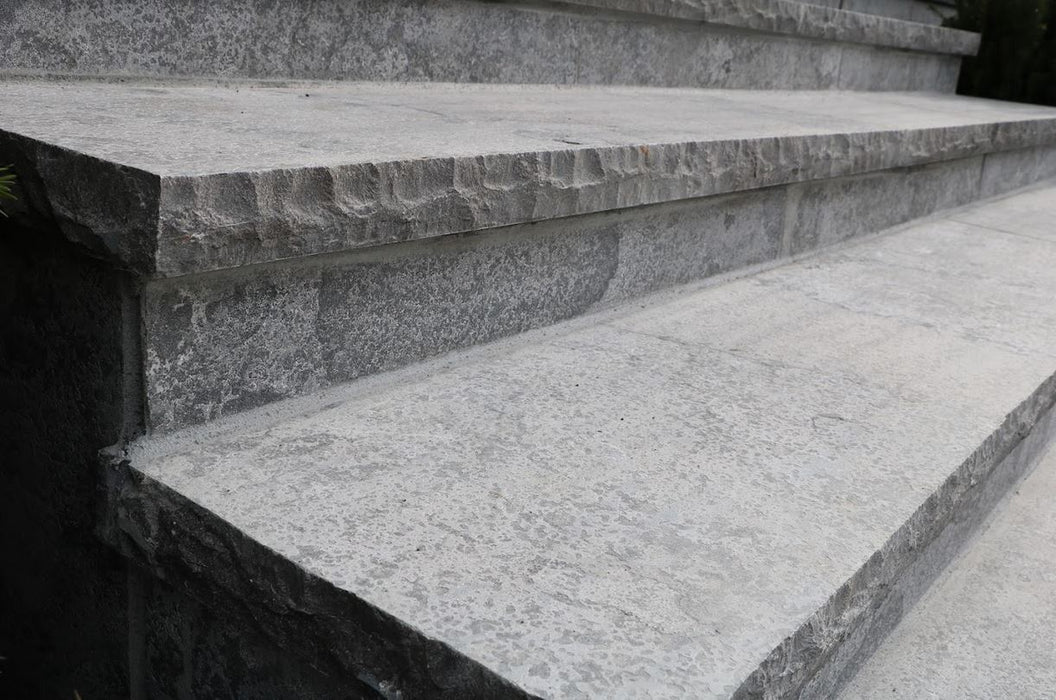 Banas Stones® Rockfaced Coping - Silver Grey