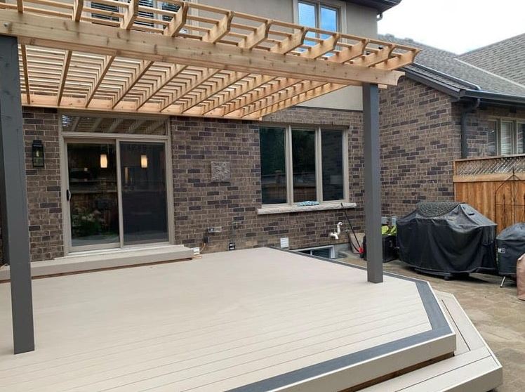 Clubhouse Decking® Clay